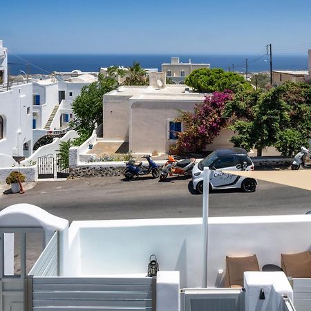 Hill Suites Fira  Exteriör bild