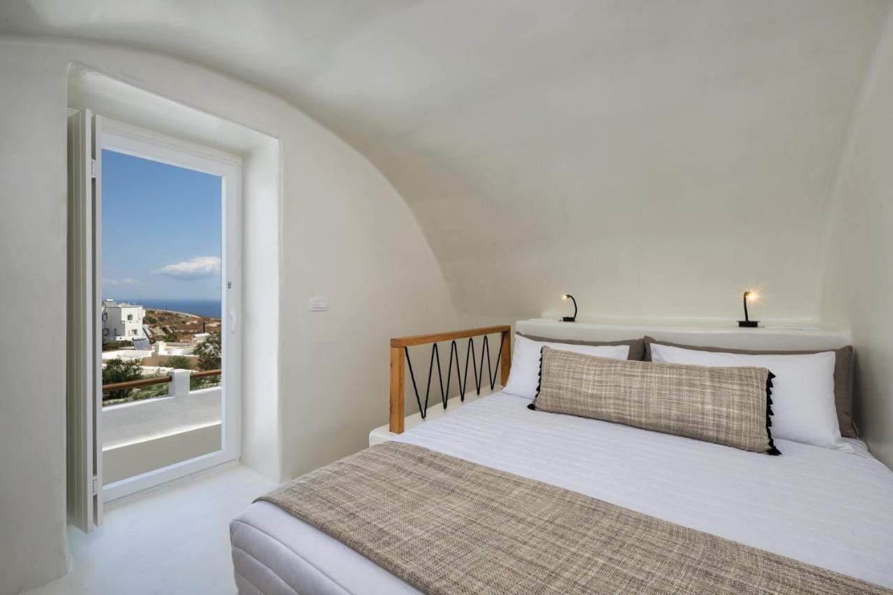Hill Suites Fira  Exteriör bild