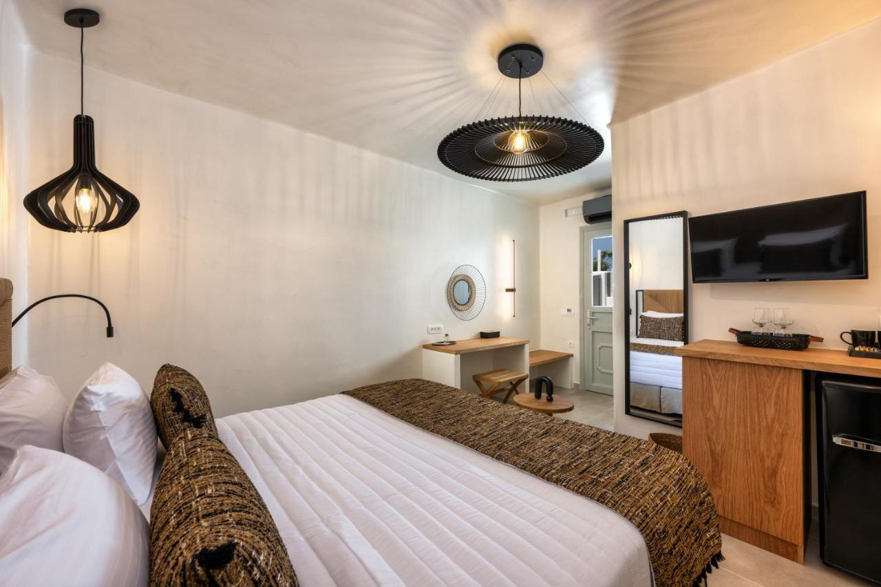 Hill Suites Fira  Exteriör bild